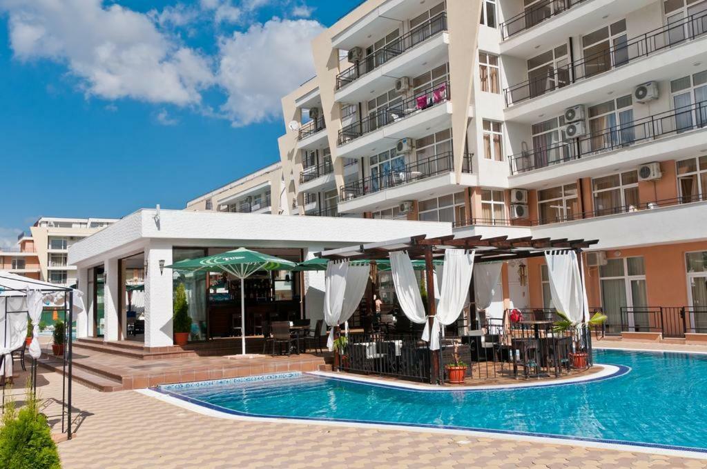 Apartmán Apartament Grand Kamelia Sluneční pobřeží Exteriér fotografie